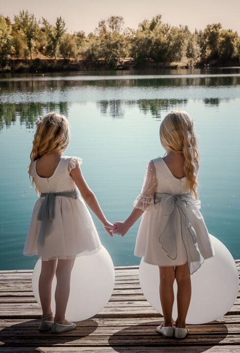 Vestido tul LEONOR SM (2-14 Años). Blanco roto-verde agua