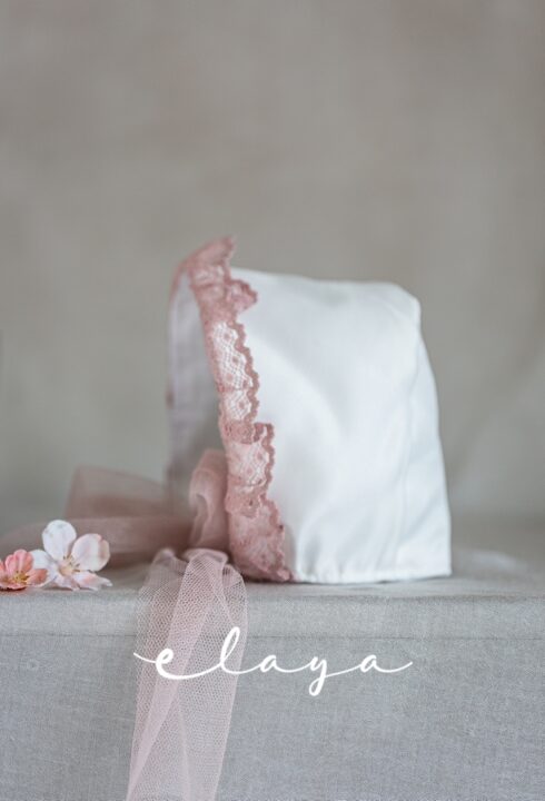 Capota del vestido Amanda (3m-24m). Color blanco roto-rosa