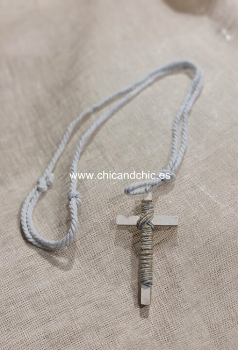 Cruz comunión 19049. Azul celeste