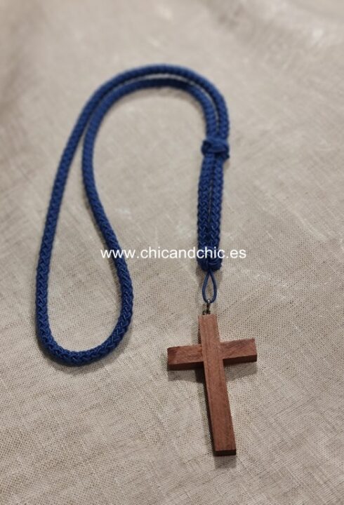 Cordón con cruz madera azul