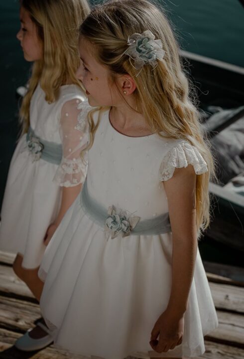 Vestido tul LEONOR SM (2-14 Años). Blanco roto-verde agua