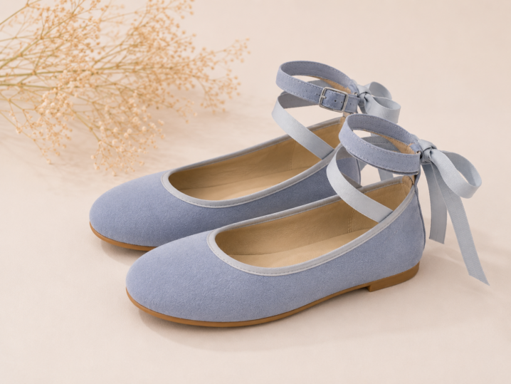 chic-and-chic-comunion-complementos-zapatos-MP-10043-AZUL-1.png