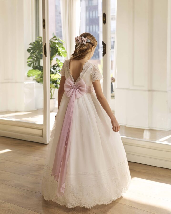 chic-and-chic-comunion-nina-carmy-R901_ROSA_CLARA_2.jpg