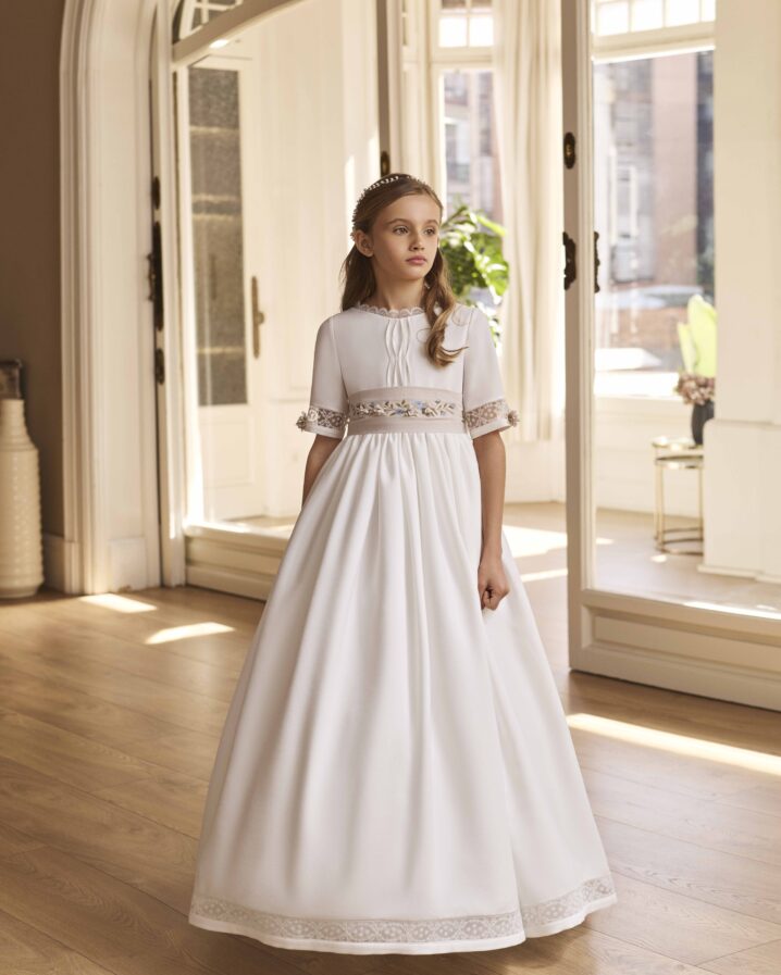chic-and-chic-comunion-nina-carmy-R910_ROSA_CLARA_1.jpg