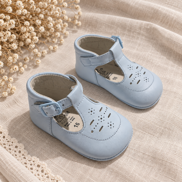 chic-and-chic-bautizo-complementos-3226-celeste.png