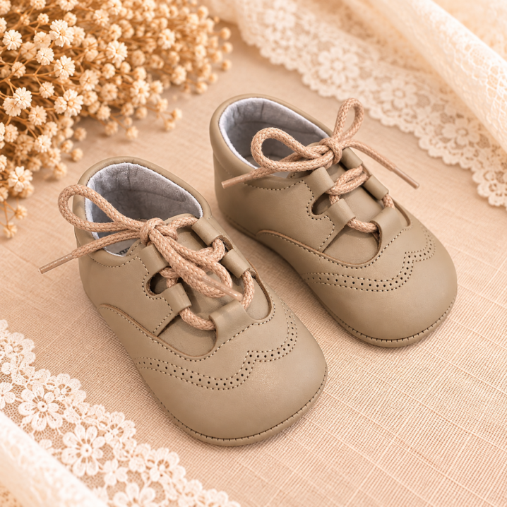 chic-and-chic-bautizo-complementos-5441-camel.png